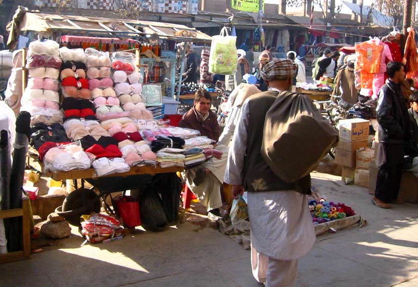 09-bazaar2.jpg